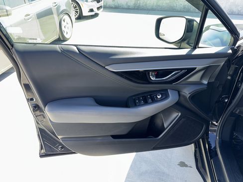 Used 2020 Subaru Outback Onyx Edition XT w/ Tech Package 2 image 17