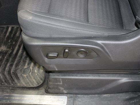 Used 2023 GMC Sierra 1500 Elevation image 34