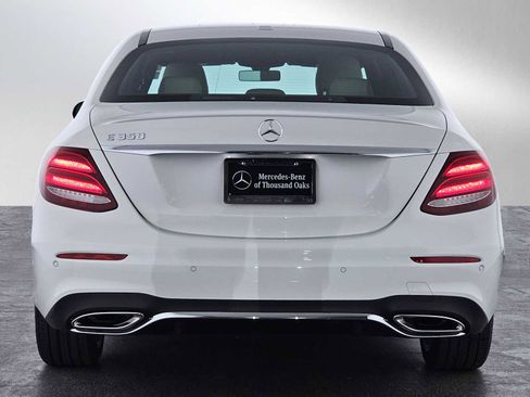 Used 2020 Mercedes-Benz E 350 Sedan image 4