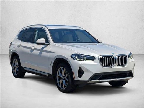 Certified 2023 BMW X3 sDrive30i w/ Premium Package RWD image 3