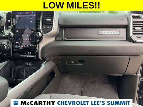 Used 2025 RAM 1500 Big Horn AWD/4WD image 33
