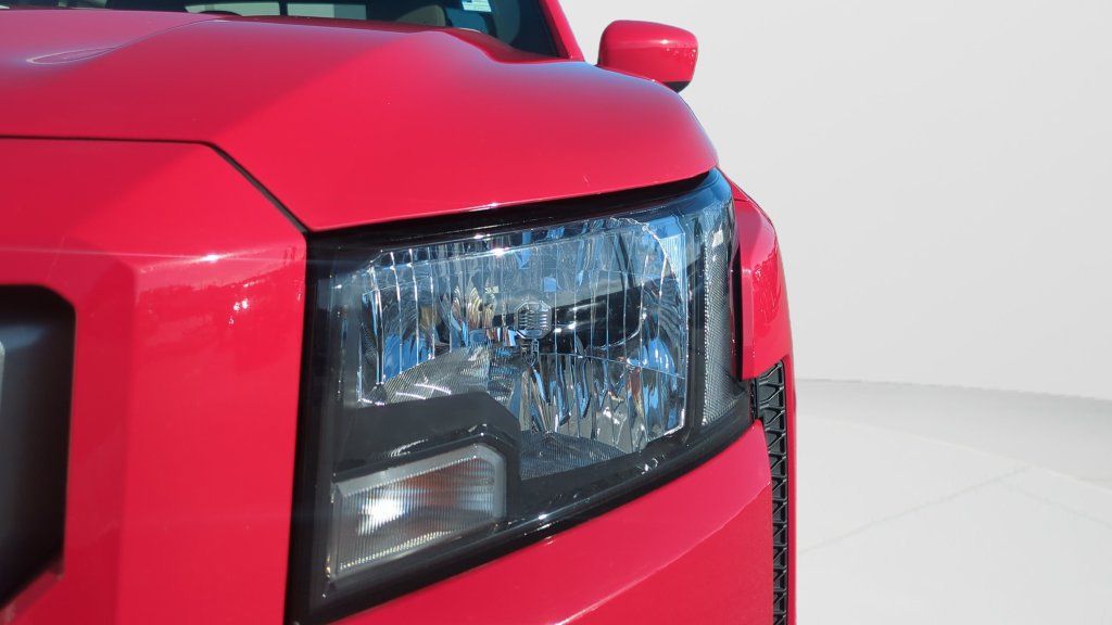 Certified 2022 Nissan Frontier SV w/ Technology Package RWD image 25