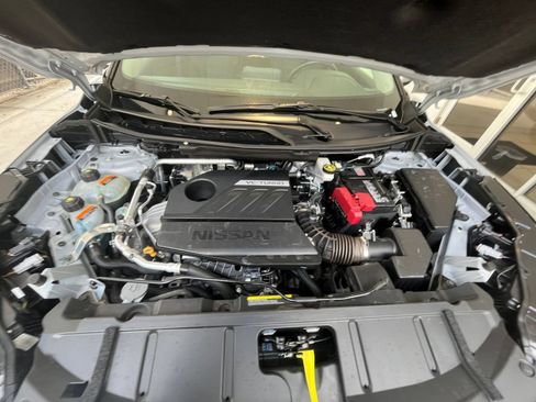 Used 2025 Nissan Rogue SV AWD/4WD image 34