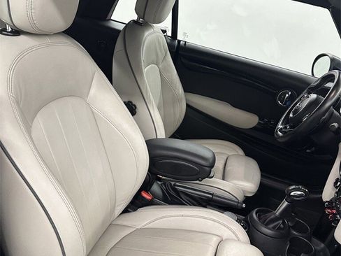 Used 2019 MINI Cooper S image 32