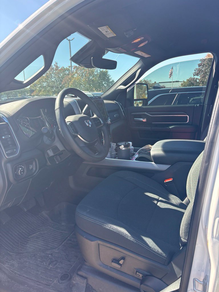 Used 2026 RAM 3500 Big Horn AWD/4WD image 3