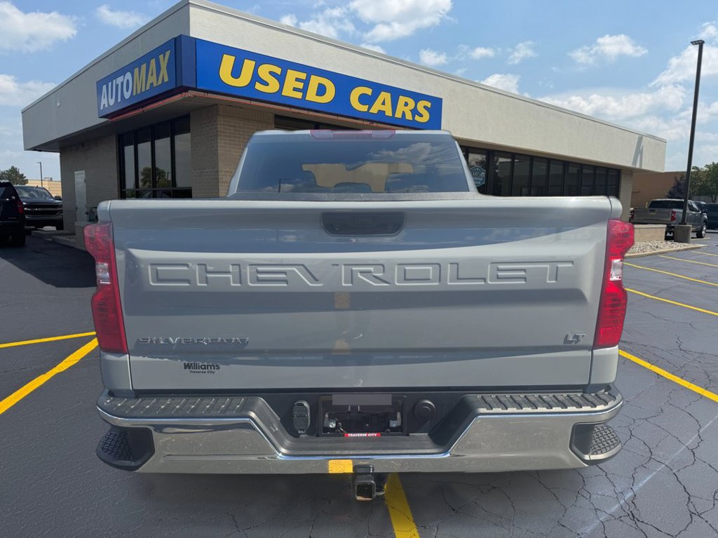 Used 2024 Chevrolet Silverado 1500 LT AWD/4WD image 6
