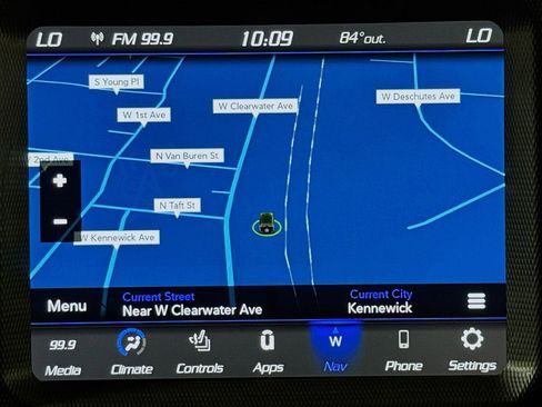 Used 2021 Jeep Wrangler Unlimited Sahara w/ Altitude image 12