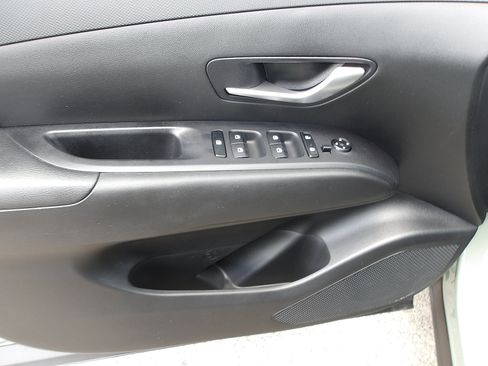 Certified 2023 Hyundai Santa Cruz SE AWD/4WD image 13