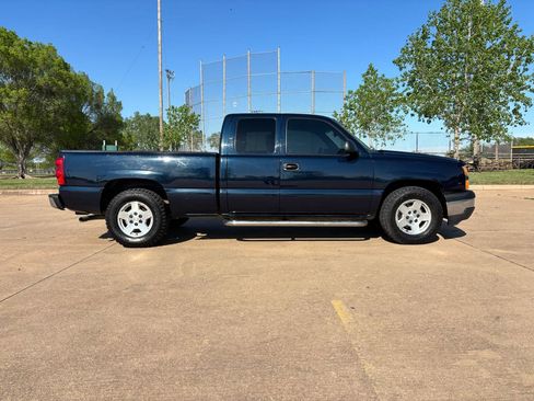 Used 2007 Chevrolet Silverado 1500 W/T image 23