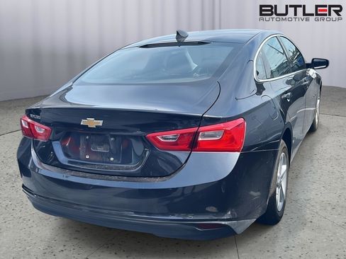 Used 2022 Chevrolet Malibu LS image 8