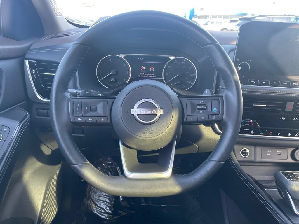 Used 2023 Nissan Rogue SL w/ SL Premium Package AWD/4WD image 16