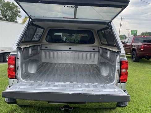 Used 2017 Chevrolet Silverado 1500 LT w/ All Star Edition AWD/4WD image 6