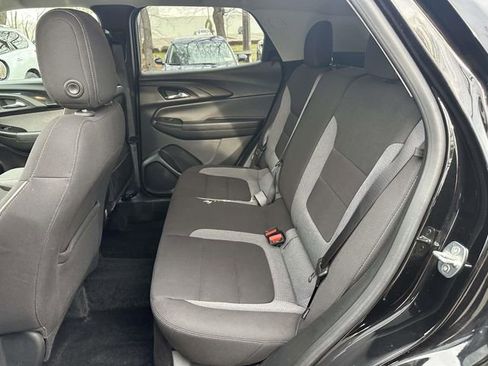 Used 2023 Chevrolet TrailBlazer LT w/ Convenience Package image 18