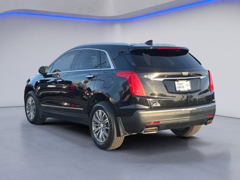 Used 2017 Cadillac XT5 Luxury w/ Driver Awareness Package image 9