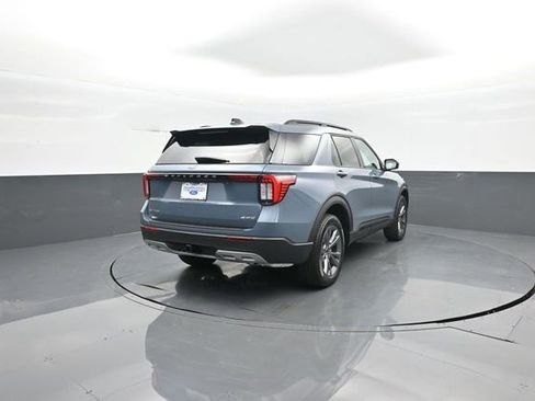 New 2026 Ford Explorer Active w/ Active Comfort Package image 7