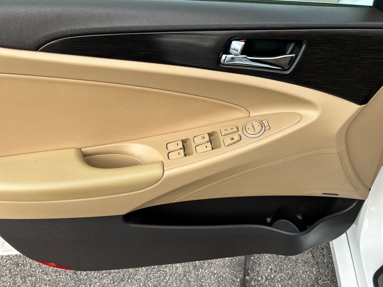 Used 2013 Hyundai Sonata Limited FWD image 10