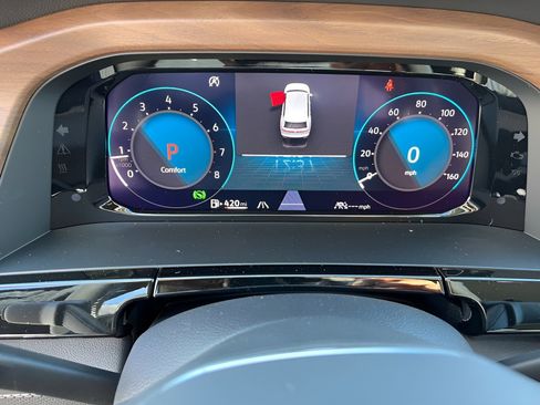 New 2026 Volkswagen Atlas SE image 12