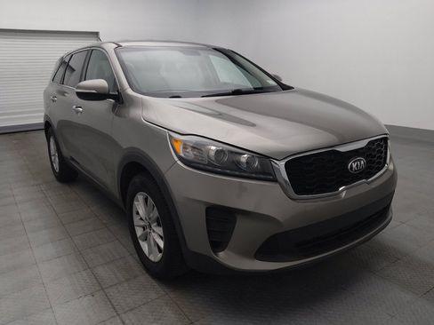 Used 2019 Kia Sorento FWD image 13