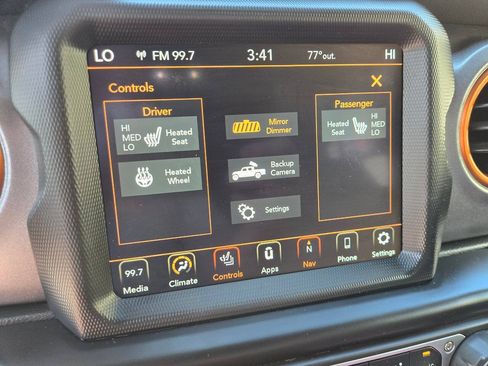 Used 2022 Jeep Gladiator Mojave w/ LED Lighting Group AWD/4WD image 15