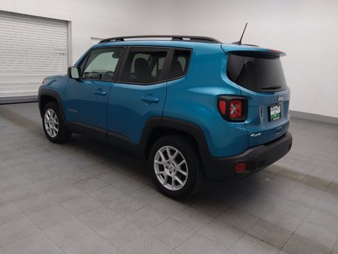 Used 2022 Jeep Renegade Latitude w/ Convenience Group AWD/4WD image 3
