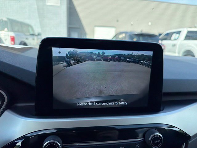 Used 2020 Ford Escape SE FWD image 16