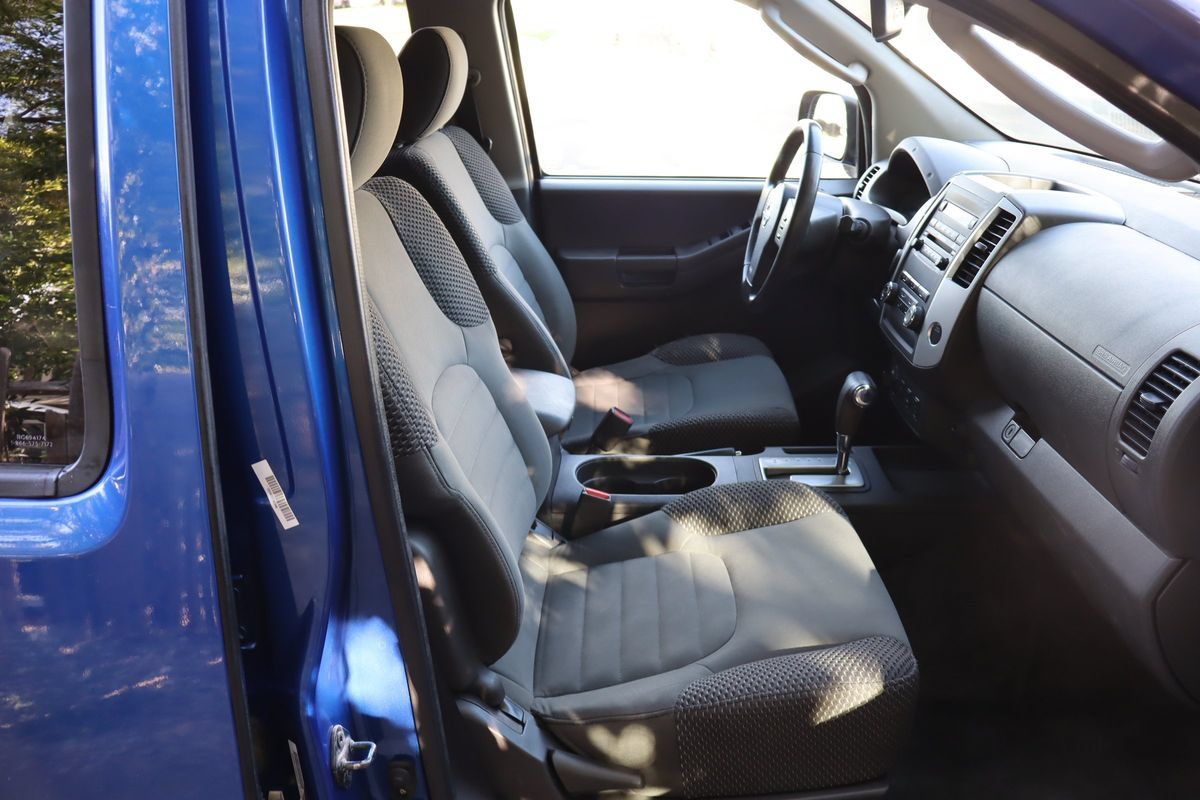 Used 2012 Nissan Xterra PRO-4X AWD/4WD image 22