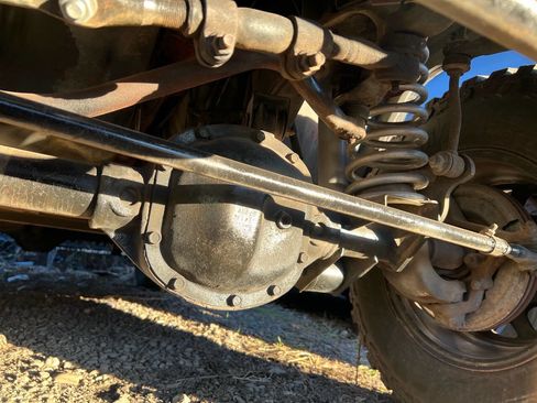 Used 1999 Jeep Cherokee SE image 34