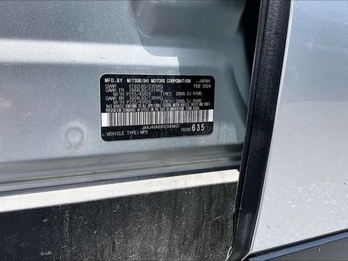 Used 2024 Mitsubishi Outlander SE AWD/4WD image 17