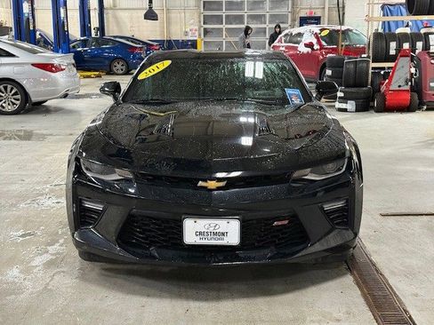 Used 2017 Chevrolet Camaro SS image 9