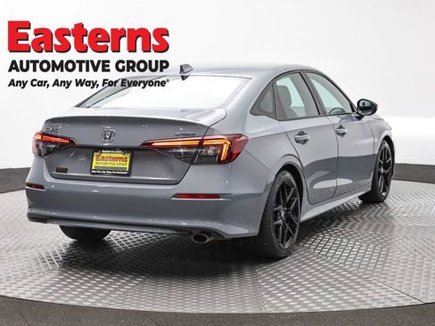 Used 2025 Honda Civic Sport image 5