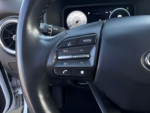 Certified 2023 Hyundai Kona Limited AWD/4WD image 24