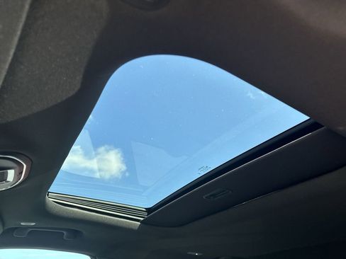 New 2025 Jeep Grand Cherokee L Laredo image 27