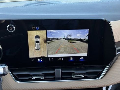 New 2026 Chevrolet Equinox ACTIV w/ Convenience Package III FWD image 14