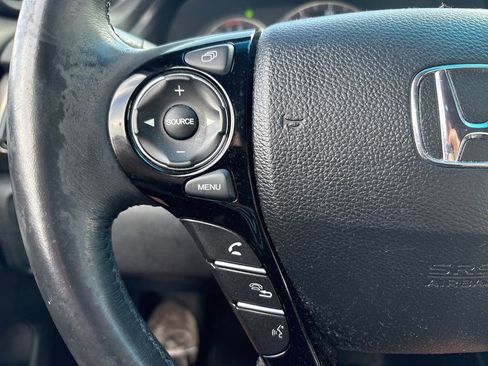 Used 2016 Honda Accord EX-L image 18