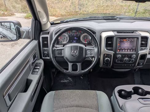 Used 2017 RAM 1500 Big Horn image 17