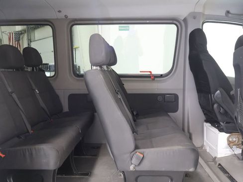 Used 2016 Mercedes-Benz Sprinter 2500 image 24