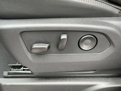 New 2026 Chevrolet Tahoe High Country image 15