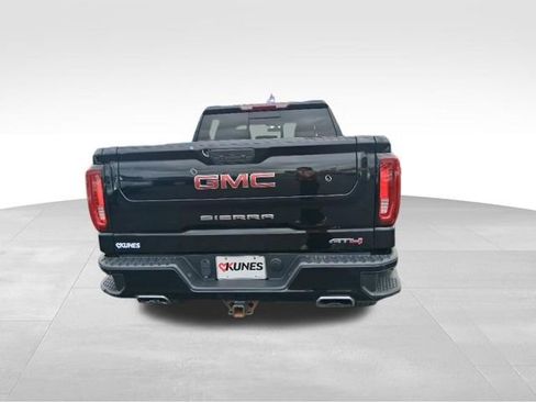 Used 2021 GMC Sierra 1500 AT4 w/ AT4 Preferred Package image 9