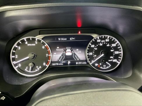 Used 2025 Nissan Rogue SV AWD/4WD image 24