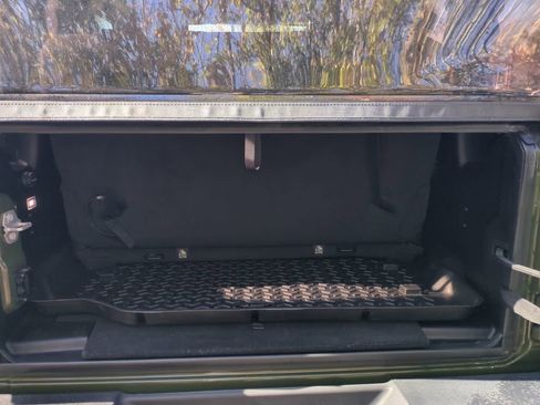 Used 2020 Jeep Wrangler Sport image 13