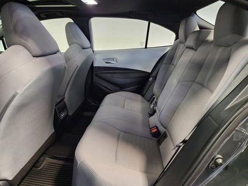 Used 2024 Toyota Corolla SE w/ SE Premium Package image 13