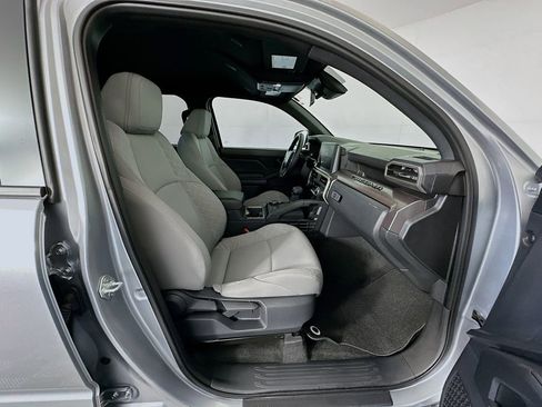 Used 2025 Toyota Tacoma SR5 image 26