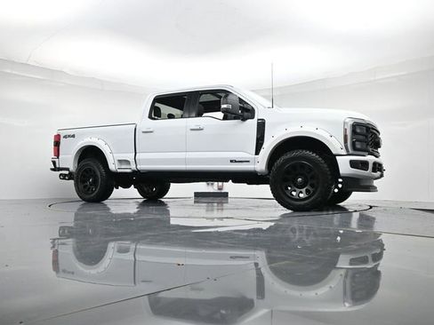 New 2025 Ford F250 XLT w/ Black Appearance Package image 33