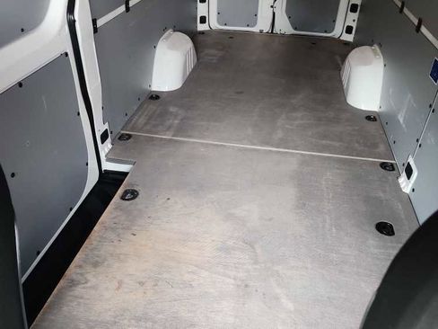 Used 2021 Mercedes-Benz Sprinter 2500 image 20