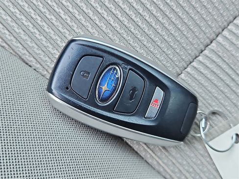 Used 2022 Subaru Legacy Premium image 36