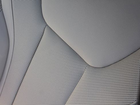 New 2026 BMW 330i Sedan w/ Convenience Package image 24