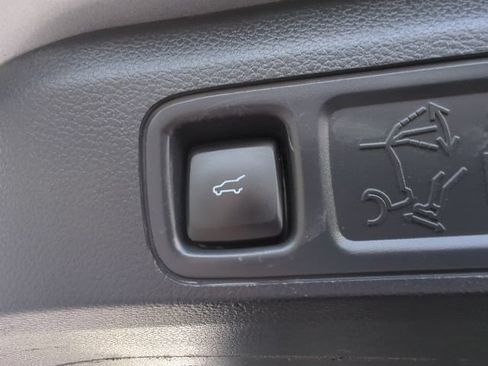 Used 2022 Ford Expedition Max Limited AWD/4WD image 16