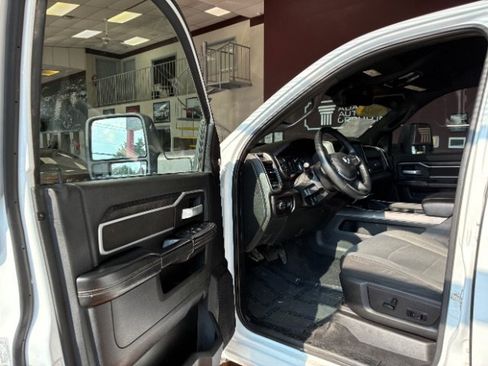 Used 2024 RAM 2500 Big Horn w/ Off Road Package AWD/4WD image 15