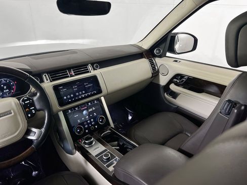 Used 2020 Land Rover Range Rover HSE image 23
