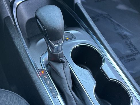 Used 2024 Chevrolet Malibu LT image 31